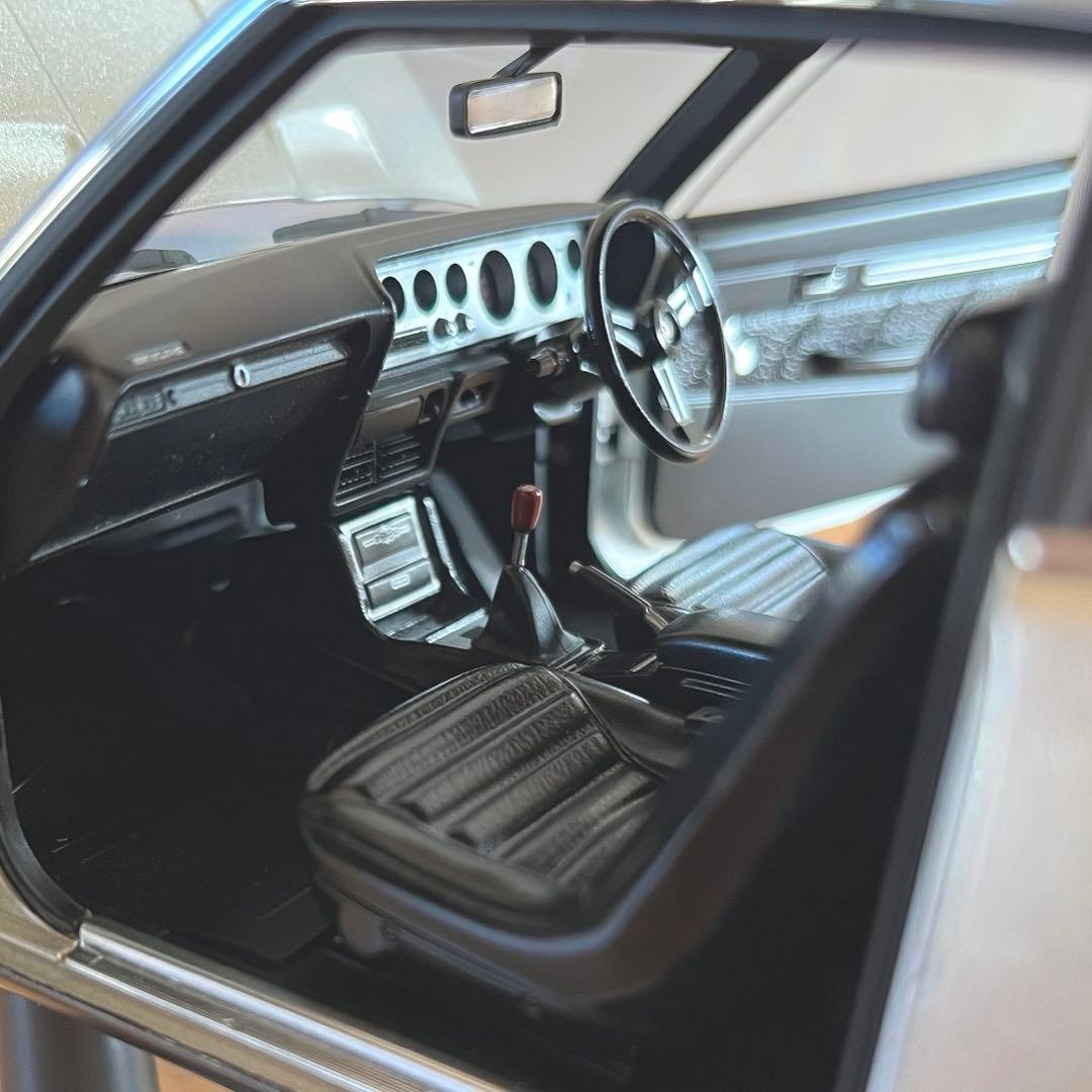 【美品】1/18 オートアート 日産 スカイライン 2000 GT-R ケンメリ