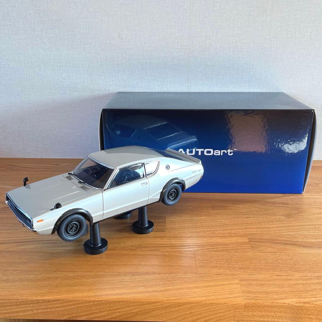 【美品】1/18 オートアート 日産 スカイライン 2000 GT-R ケンメリ