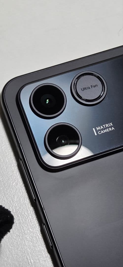 【最終2/28】HONOR WIN RT 16/512バッテリー100％おまけ付