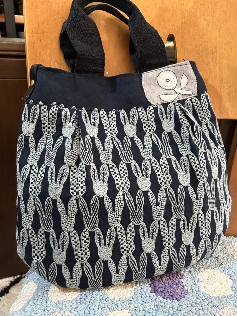 ハンドメイド　ミナペルホネンpomppia トートバッグ