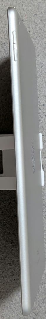 iPad第7世代 32GB シルバーWi-Fiモデル