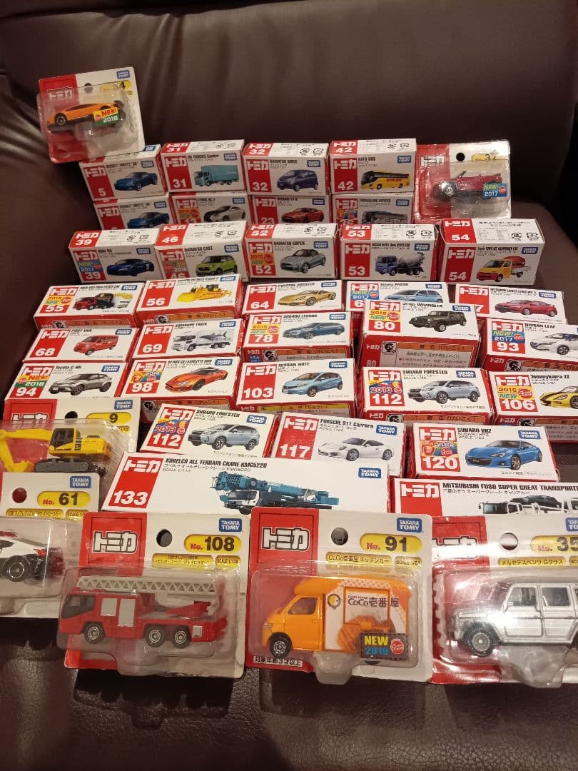 値下げ！！トミカ 即決の方、新品おまけ付き！