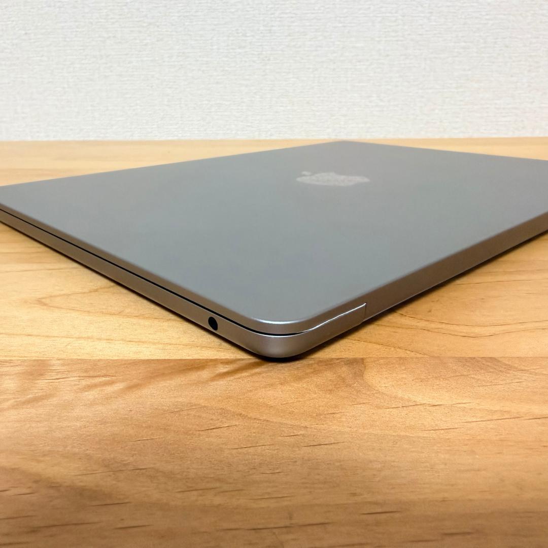 【美品】MacBook Air M3 8GB 256GB バッテリー100%