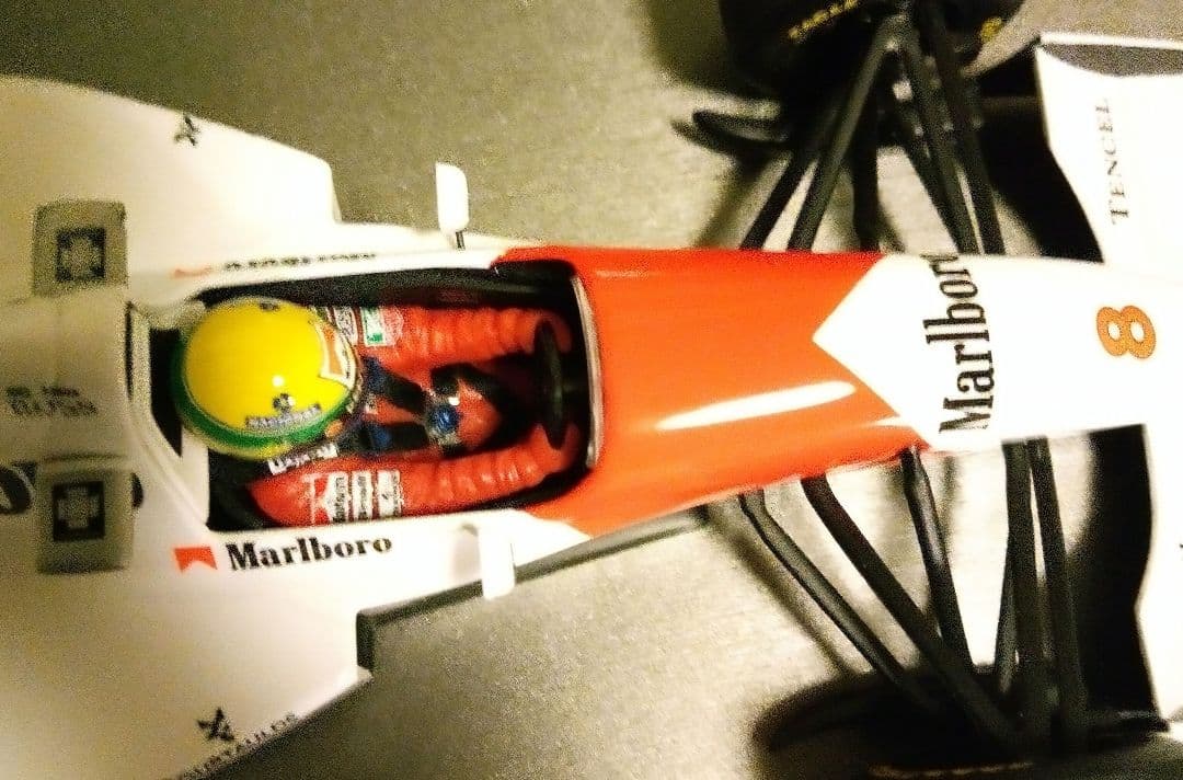 ミニチャンプス 1/18 F1 マクラーレン MP4/8 A.セナ リペイント