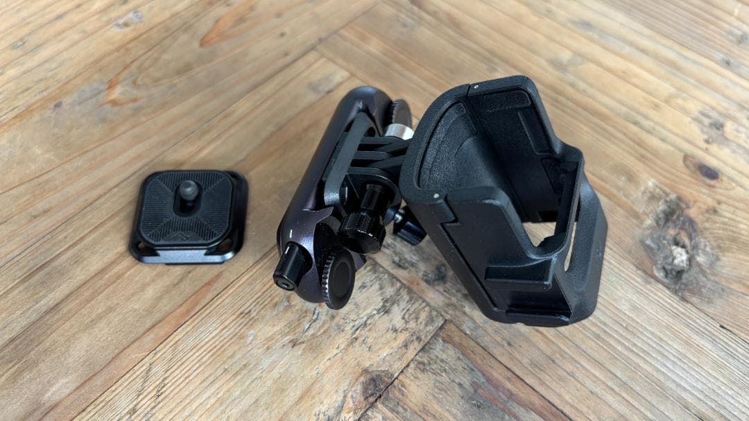 Peak Design x Osmo Pocket 3 用バックパックマウント