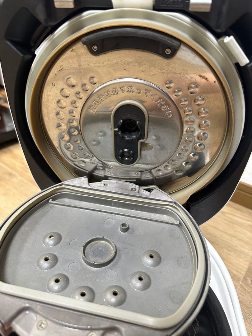 日立 IH炊飯器 RZ-TS103M 2019年製