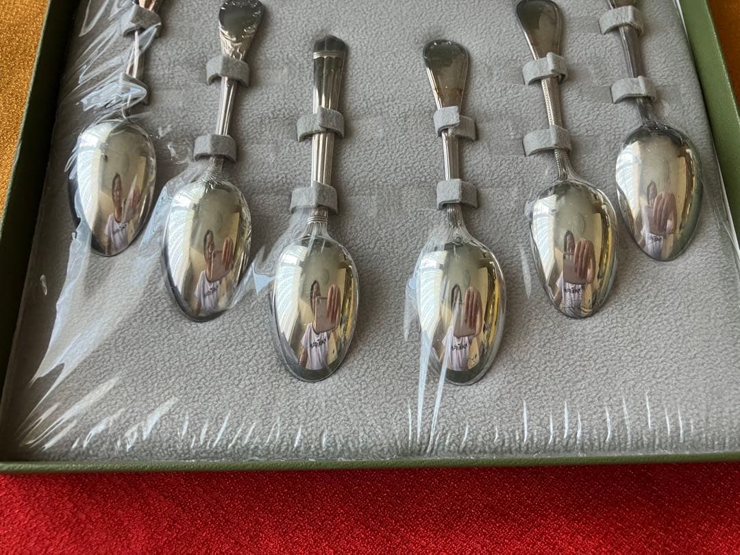 【未開封】クリストフル　シルバー　ティースプーン　５本セット　柄違い