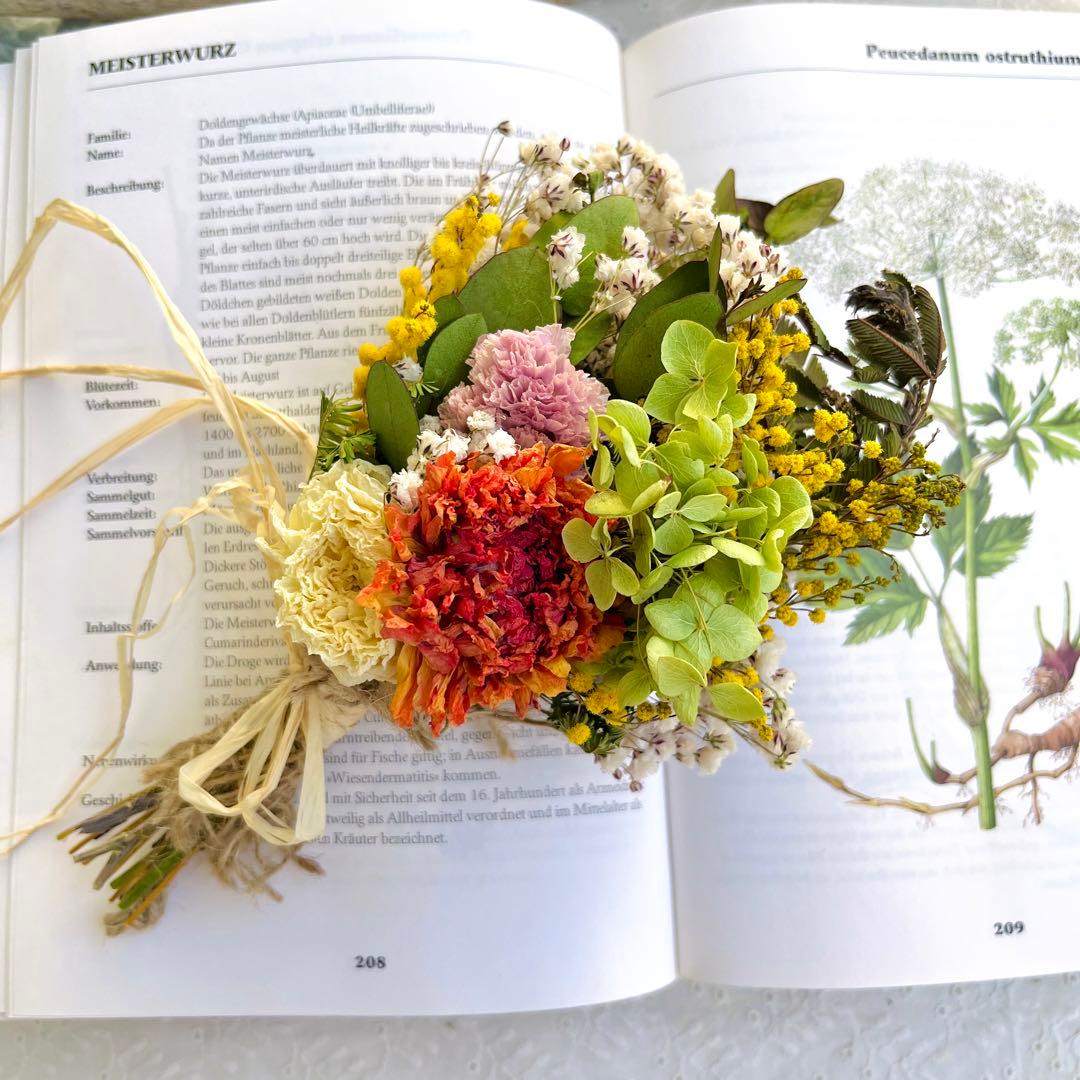 ナチュラルスワッグ　ラナンキュラス  ミモザ　かすみ草　母の日　母の日ギフト