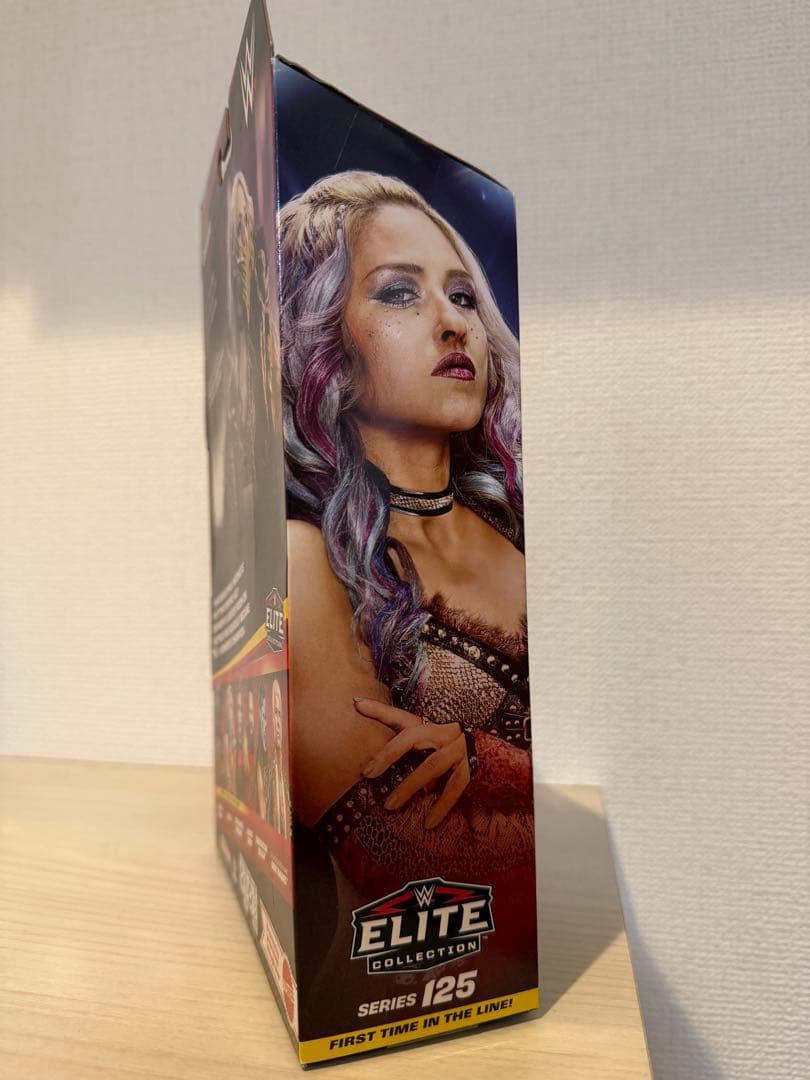 【未開封】【訳あり】WWE ジュリア エリートコレクション フィギュア