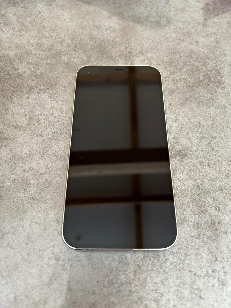 Apple iPhone 12 Pro 128gb シルバー 本体のみ