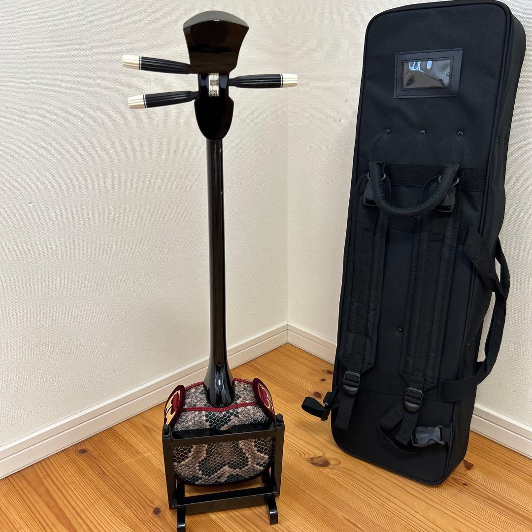 【超美品】ペグカラクイ三線　人工皮