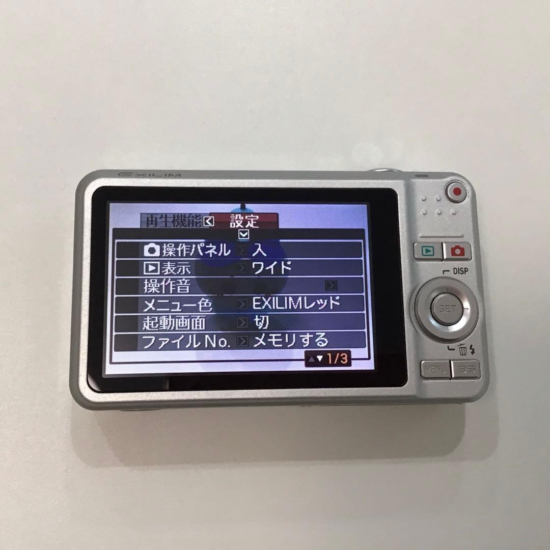 casio 8.1 MEGA PIXELS メガピクセル　デジタルカメラ