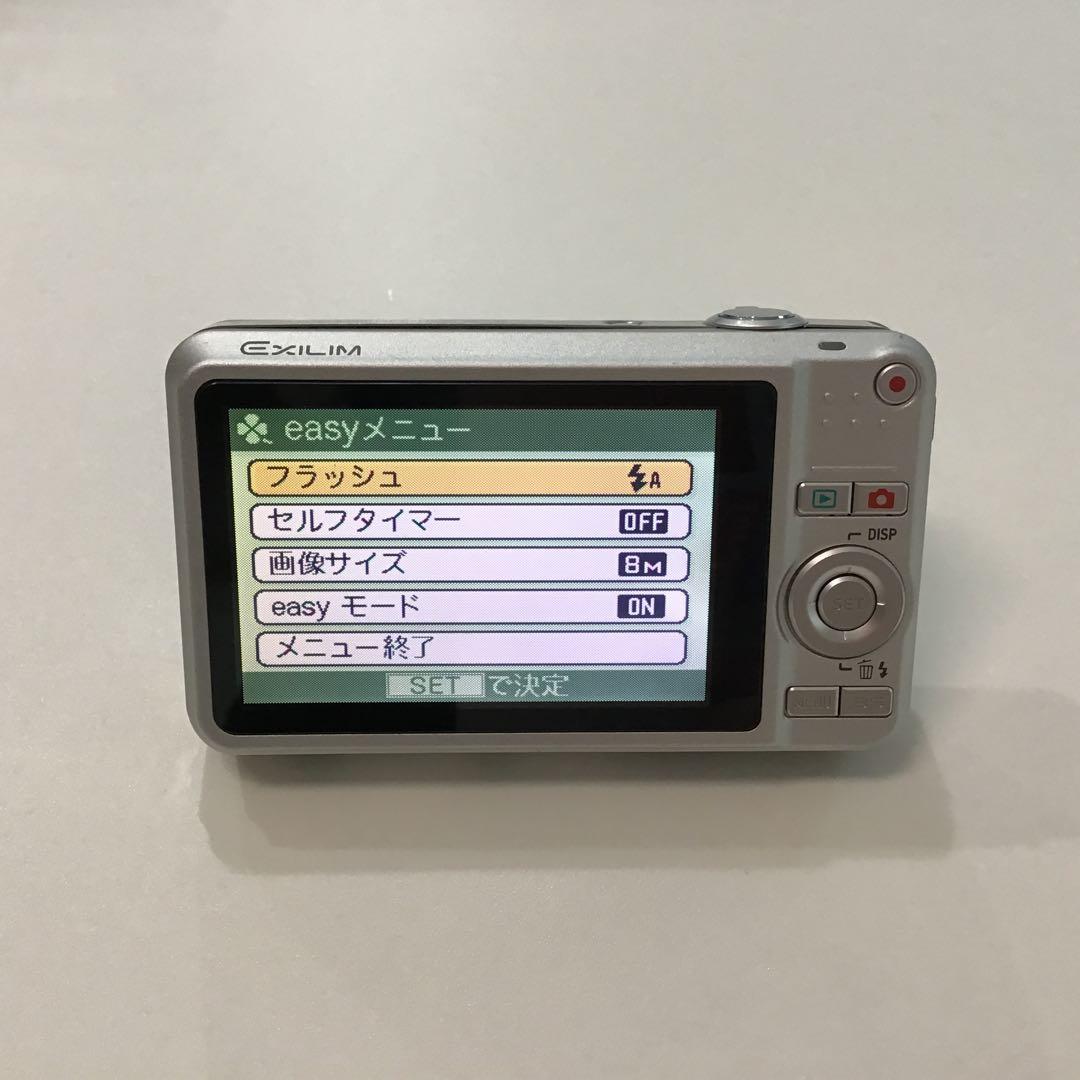 casio 8.1 MEGA PIXELS メガピクセル　デジタルカメラ