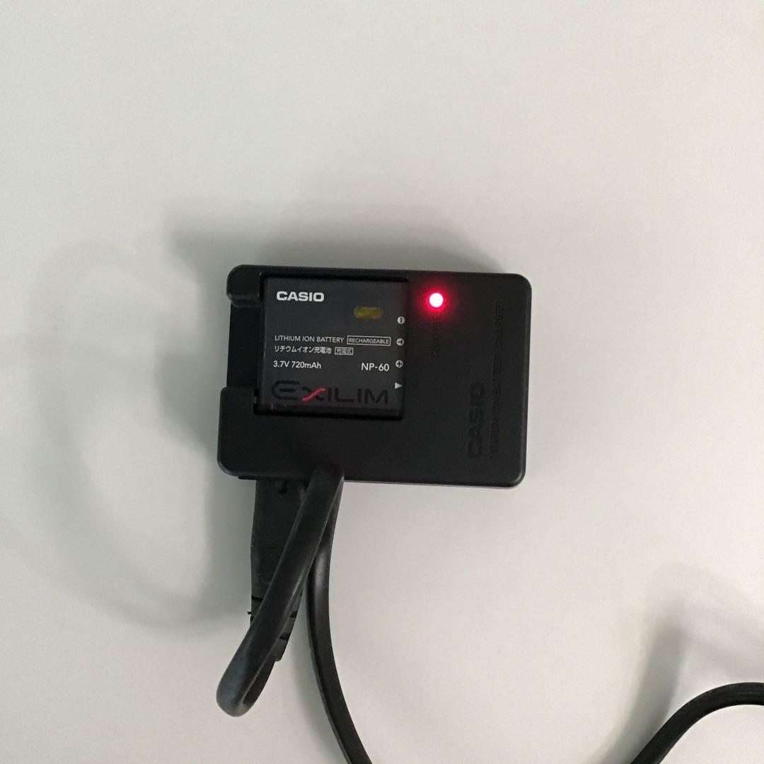 casio 8.1 MEGA PIXELS メガピクセル　デジタルカメラ