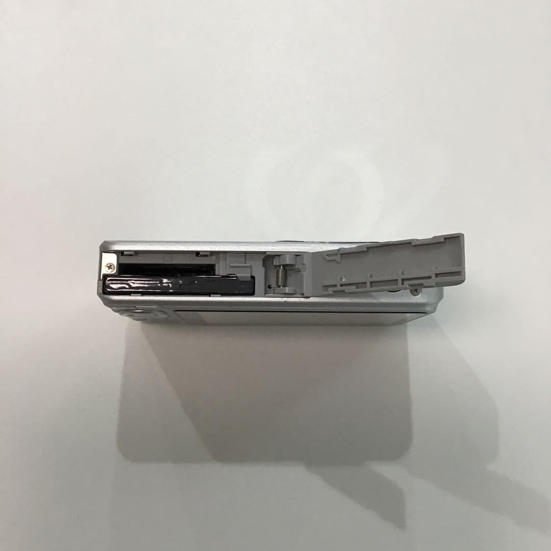 casio 8.1 MEGA PIXELS メガピクセル　デジタルカメラ