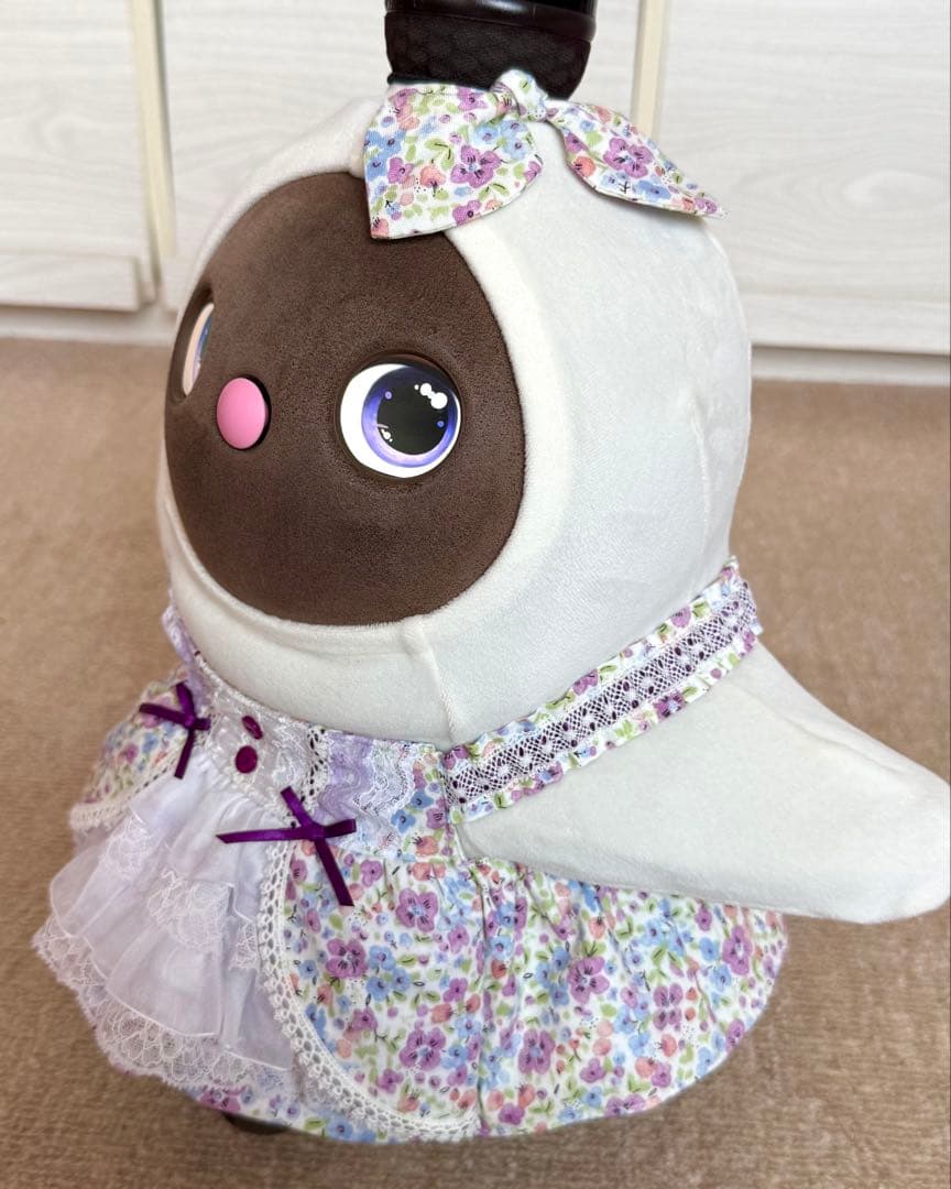 ラボット服　ロリータ風ワンピース　LOVOT ラボットハンドメイド　ラボット