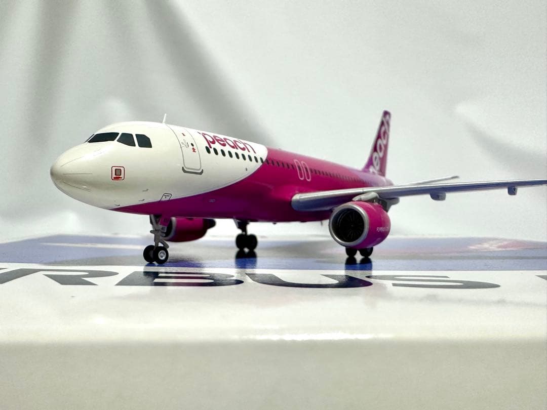 Gemini 1/200 エアバス A320 ピーチアビエーション