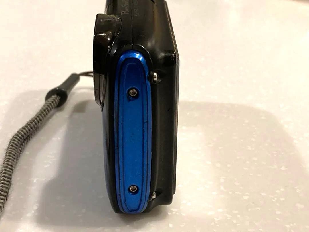 【動作品】　Canon Power Shot D30 デジタルカメラ ブルー