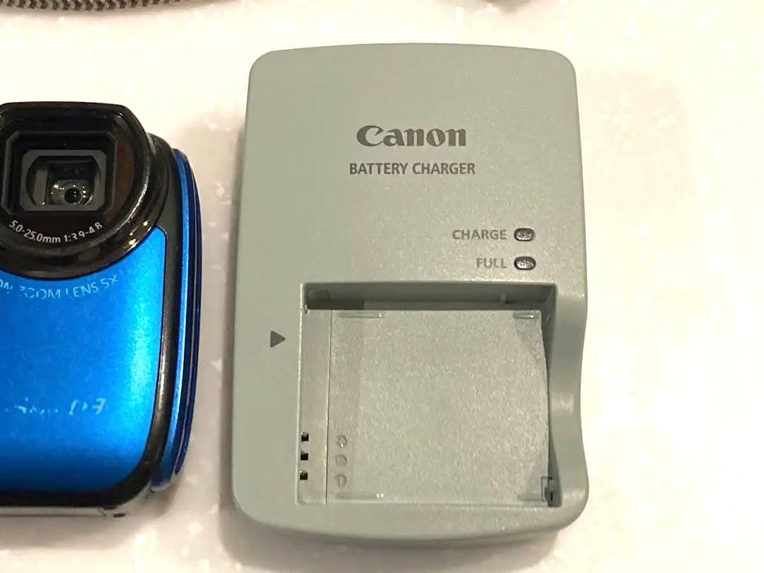 【動作品】　Canon Power Shot D30 デジタルカメラ ブルー