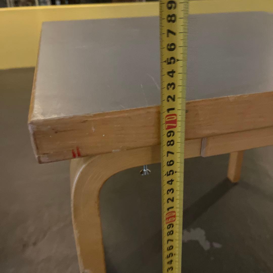 アルテック　Artek table 正方形AlvarAalto グレーリノリウム