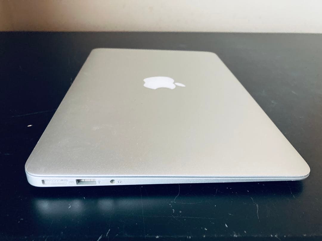 MacBook本体 MacBookAir /Sonoma /Windows10 /AdobeCS2