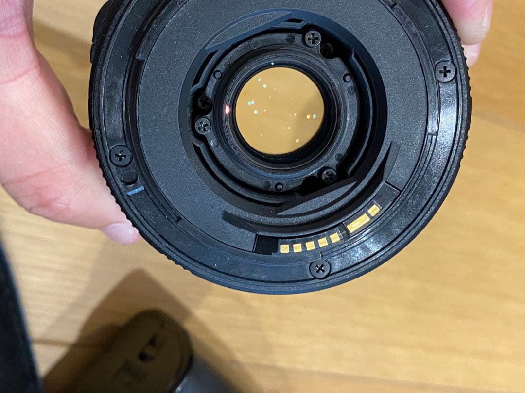Canon EOS Kiss 初代黒　デジタル一眼タムロン　18-200 動作品