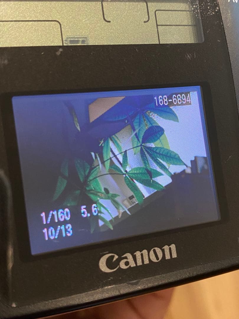 Canon EOS Kiss 初代黒　デジタル一眼タムロン　18-200 動作品