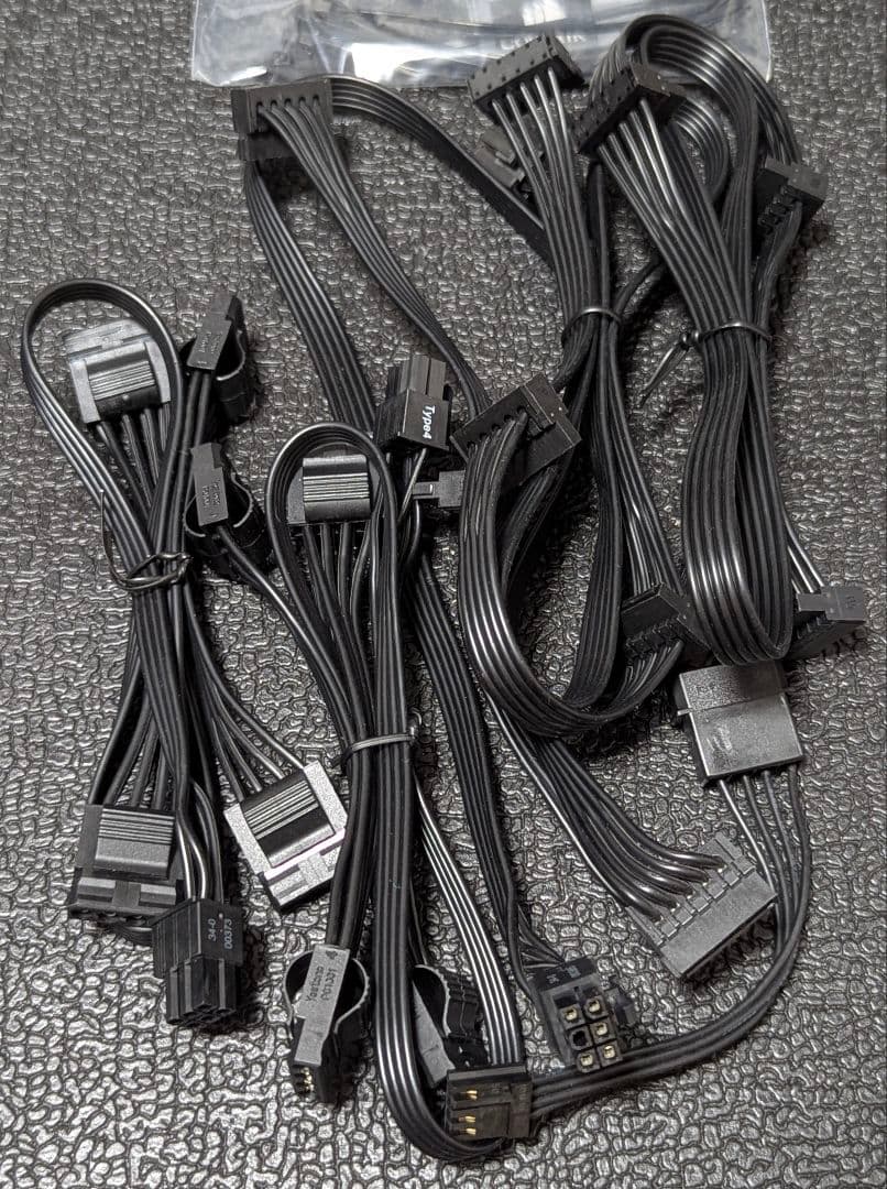 電源ユニット Cherubi Urd CORSAIR RM750x 750W