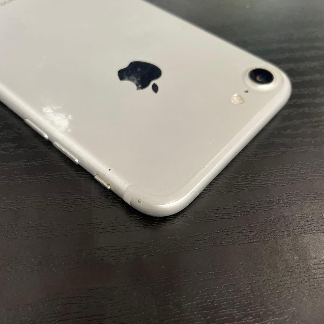 Apple iPhone7 128GB シルバー