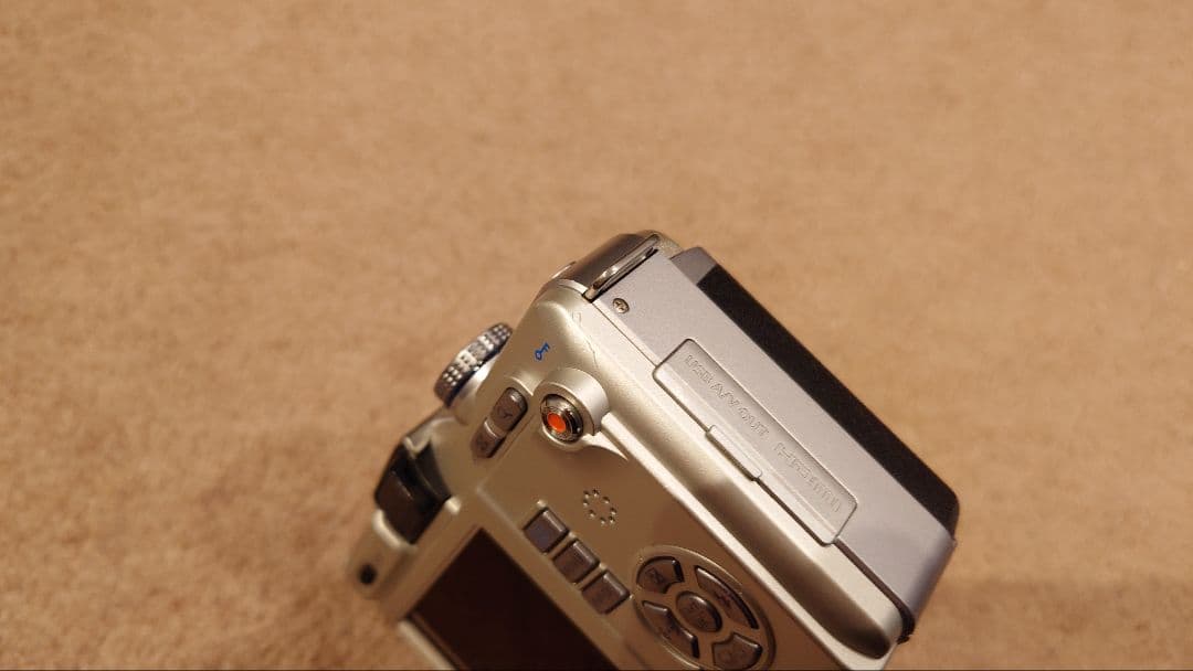 再々値下げ！【美品】OLYMPUS PEN E-PL1+SDカード32GB