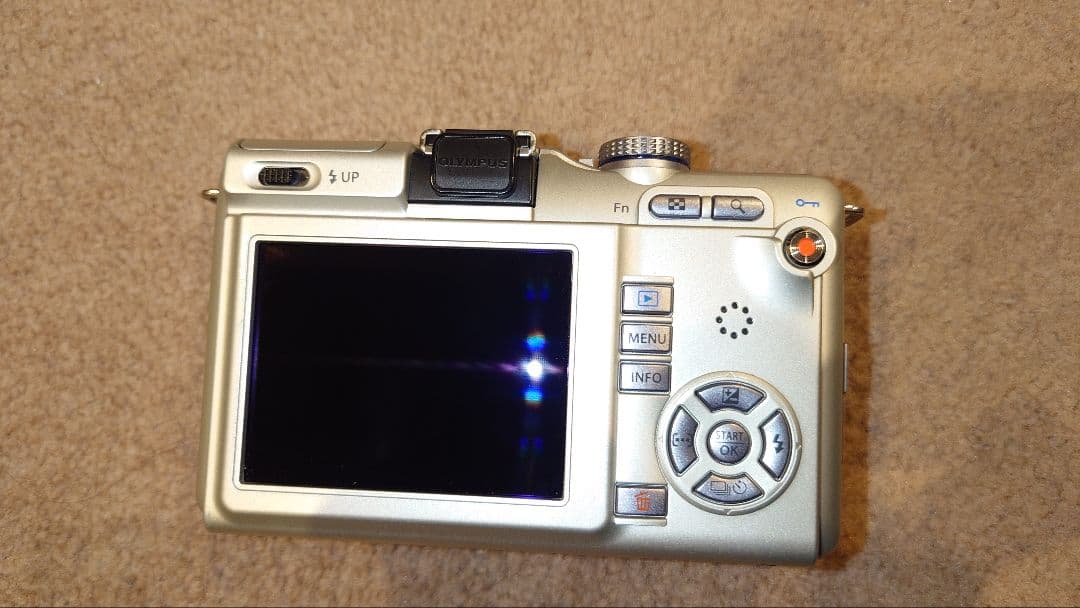 再々値下げ！【美品】OLYMPUS PEN E-PL1+SDカード32GB