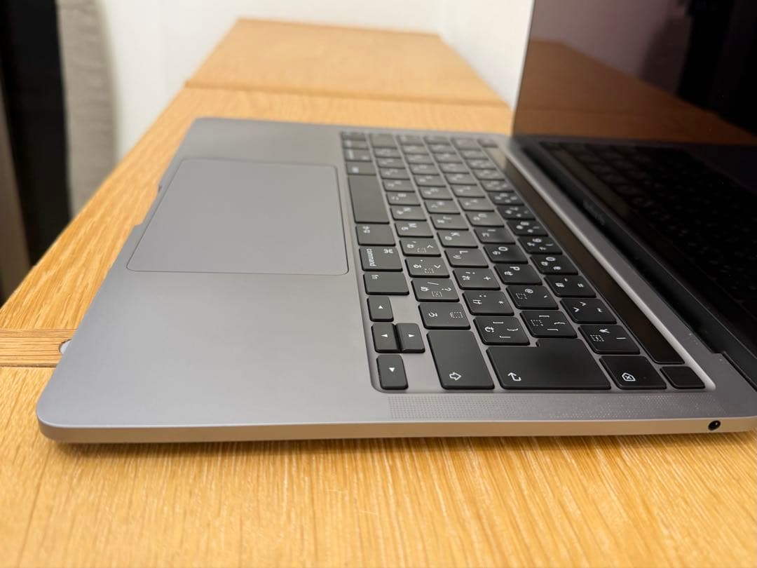 ジャンク MacBook Pro A2289 スペースグレイ ロジックボード無し