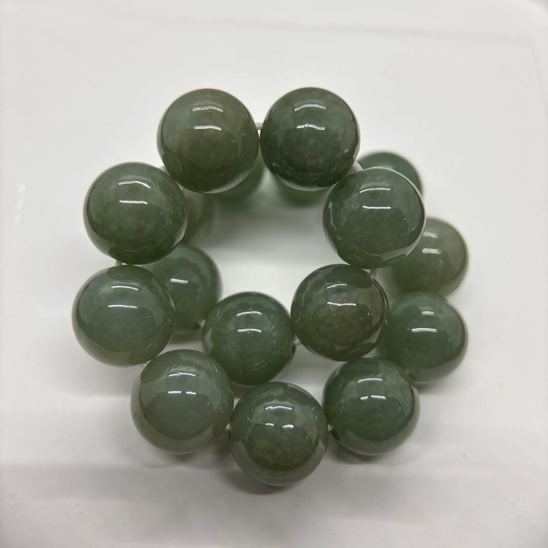 ミャンマー　本翡翠　ヒスイ　緑　天然石　ブレスレット 約12mmビーズ