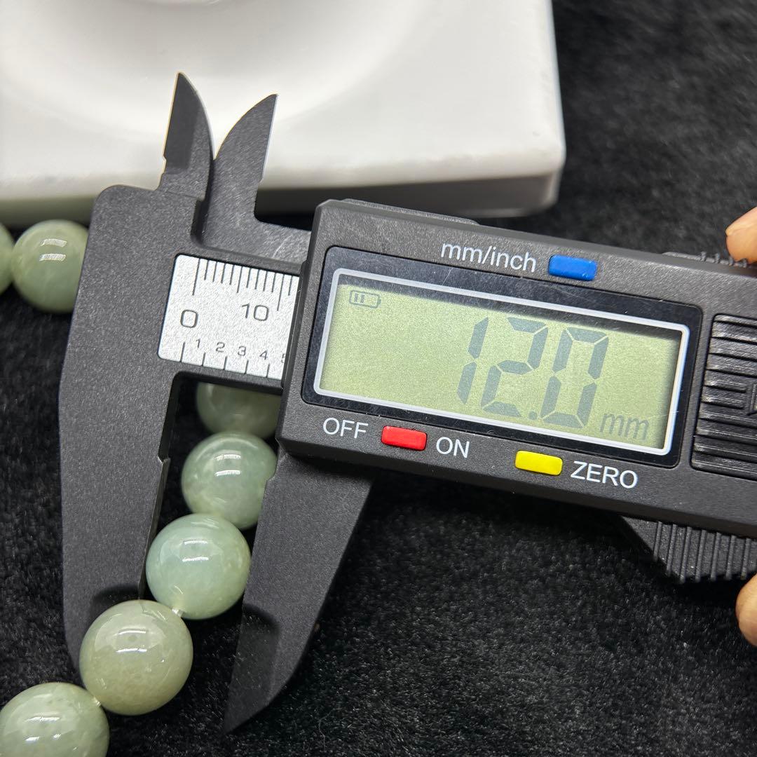 ミャンマー　本翡翠　ヒスイ　緑　天然石　ブレスレット 約12mmビーズ