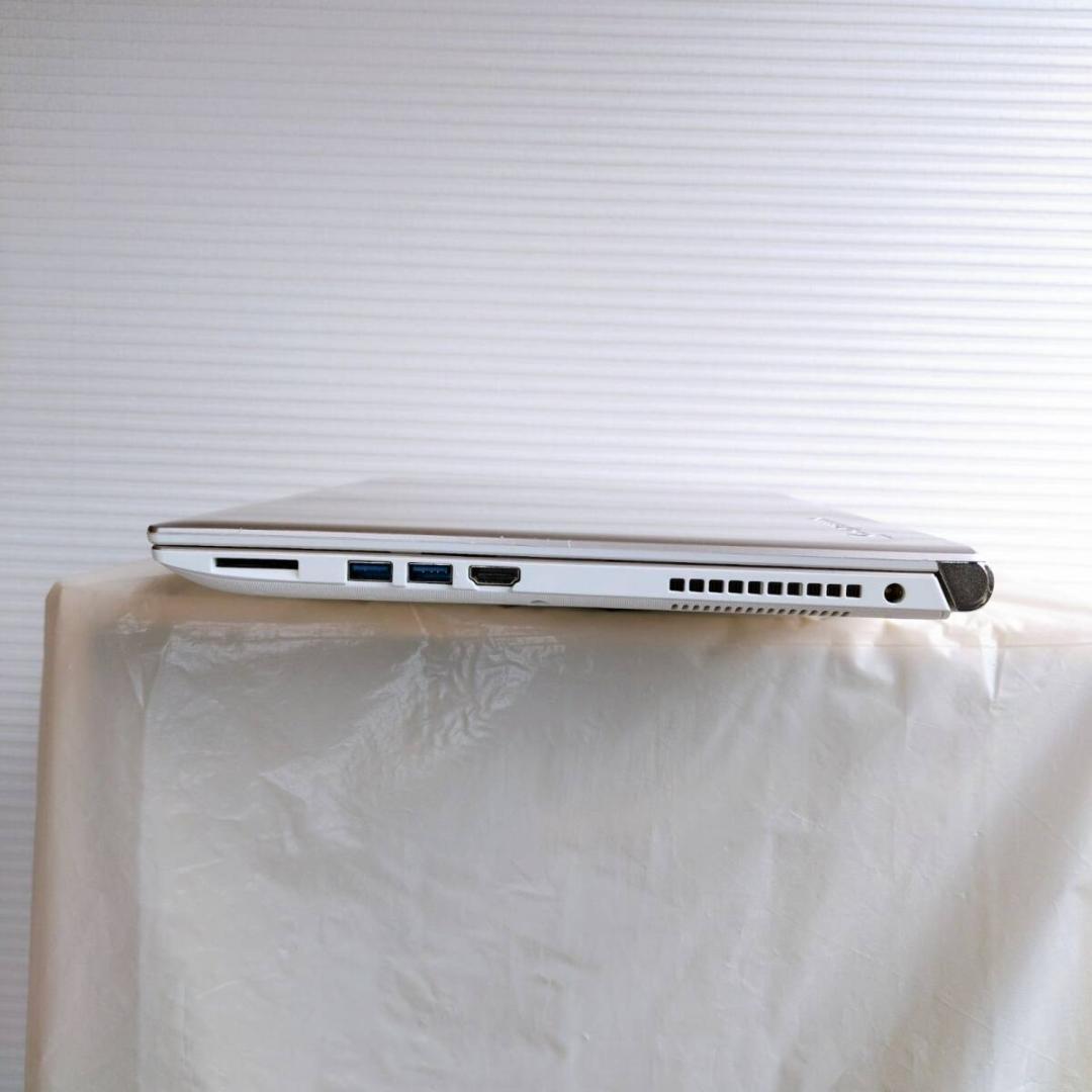 美品 ノートパソコン 東芝 Windows11 i5 新品SSD webカメラ