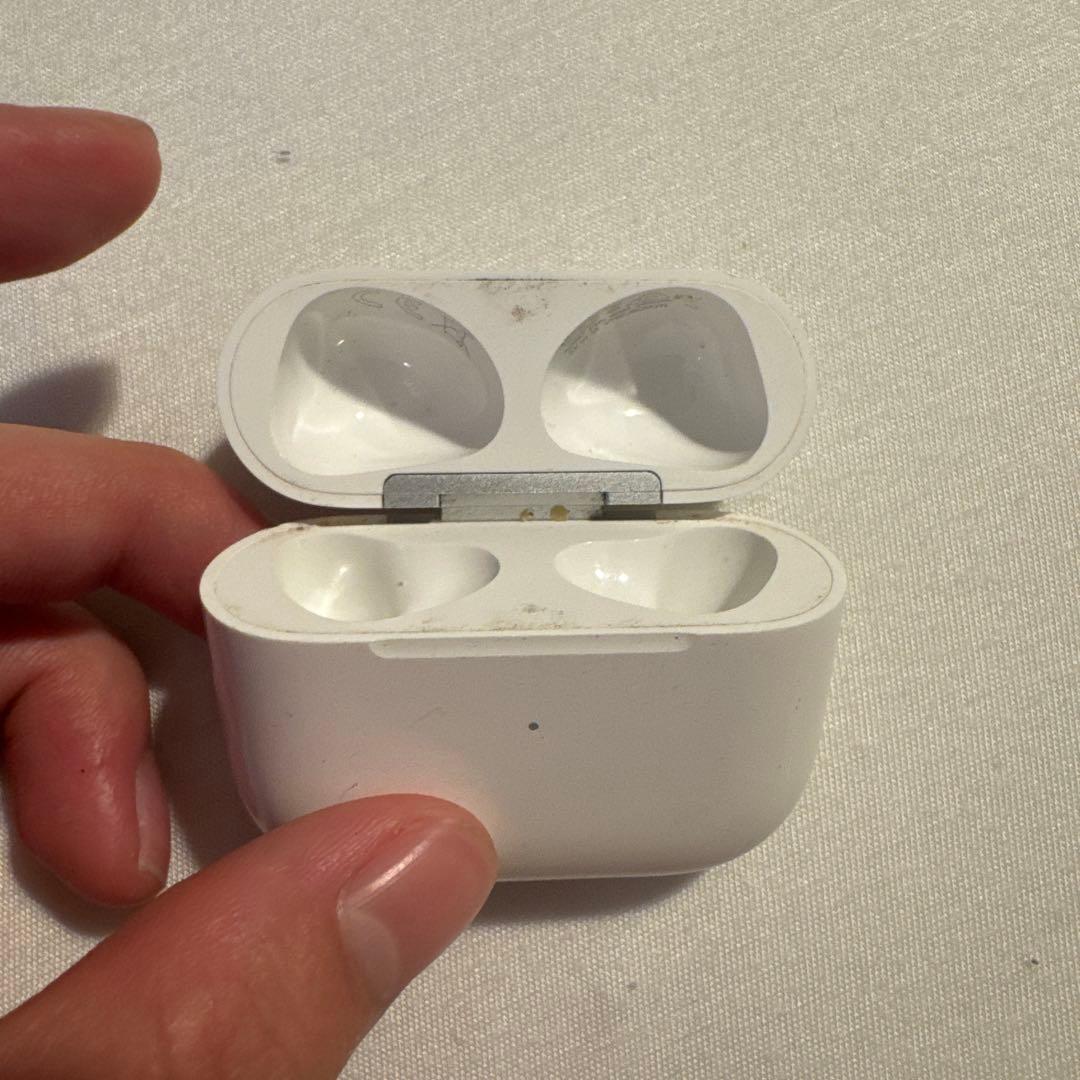 AirPods3本体 ホワイト 使用感あり