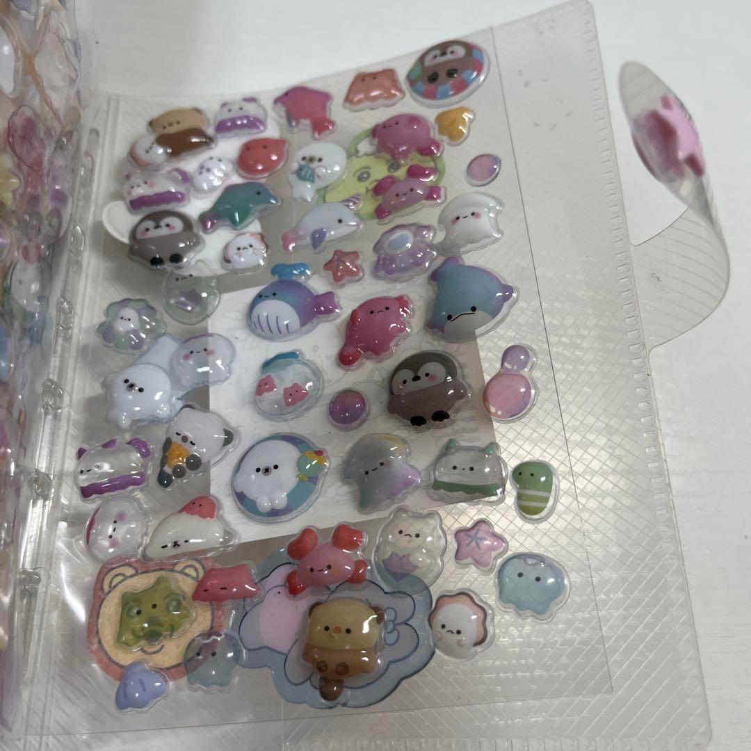 シール帳 完成品 ボンボンドロップシール サンリオ ベイマックス たまごっち