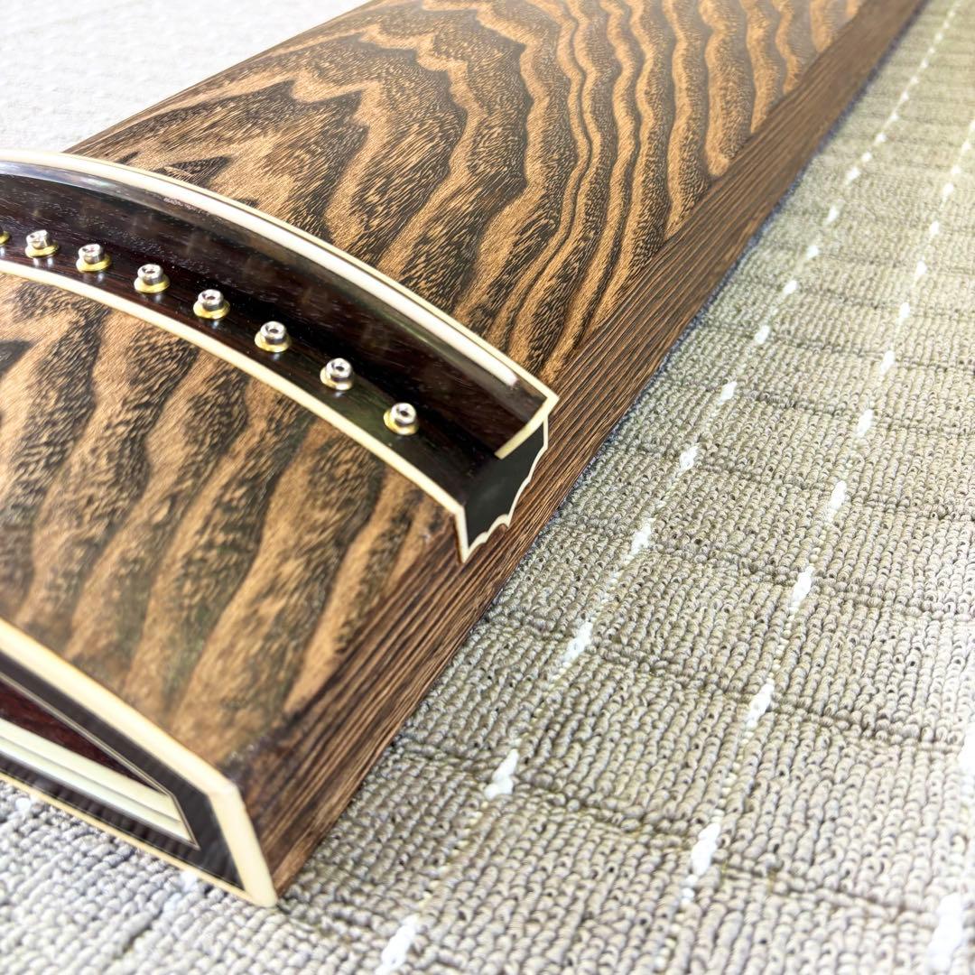 新品未使用 お琴 フルセット付属品付 半上角すだれ彫 定価26万円相当 糸張り込