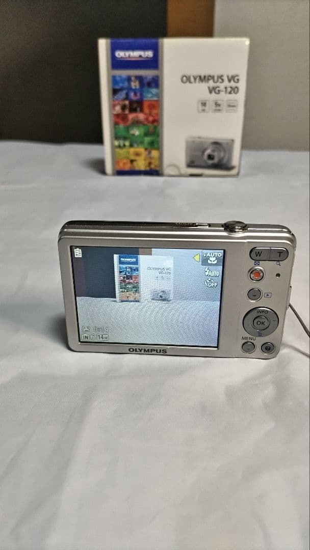 デジタルカメラ OLYMPUS VG-120