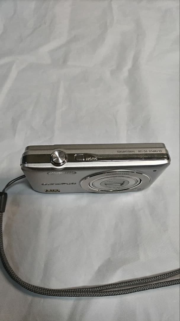デジタルカメラ OLYMPUS VG-120