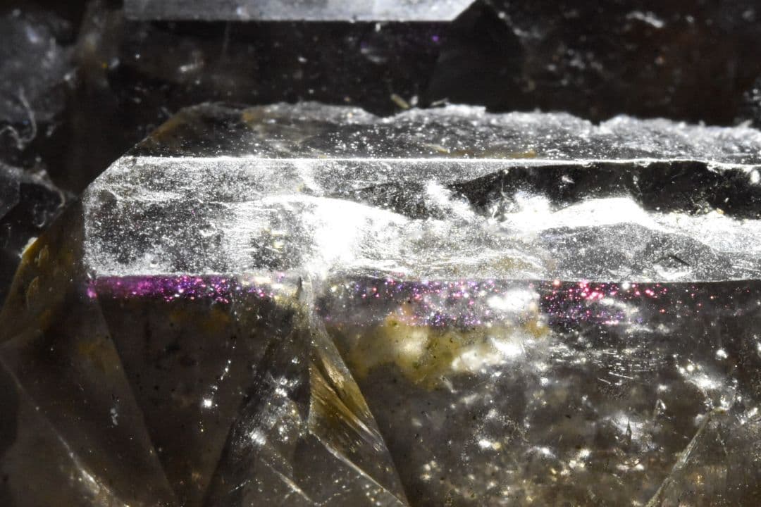 インド タミル・ナードゥ カルール産 ピンクファイヤークォーツ ジャガレータイプ