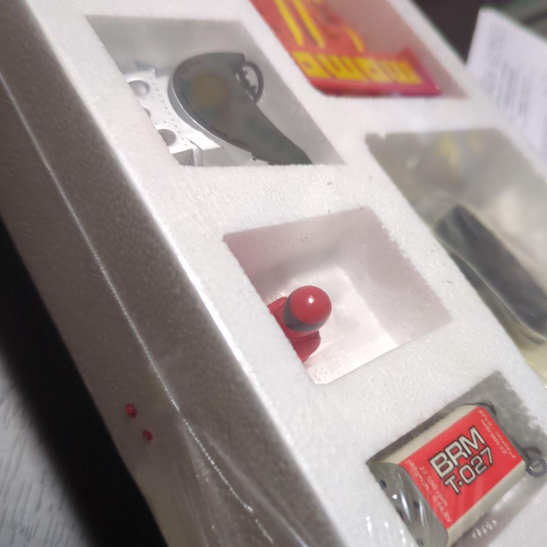 BRM005 1/24 スロットカーキット ポルシェ 962C モモ No.30