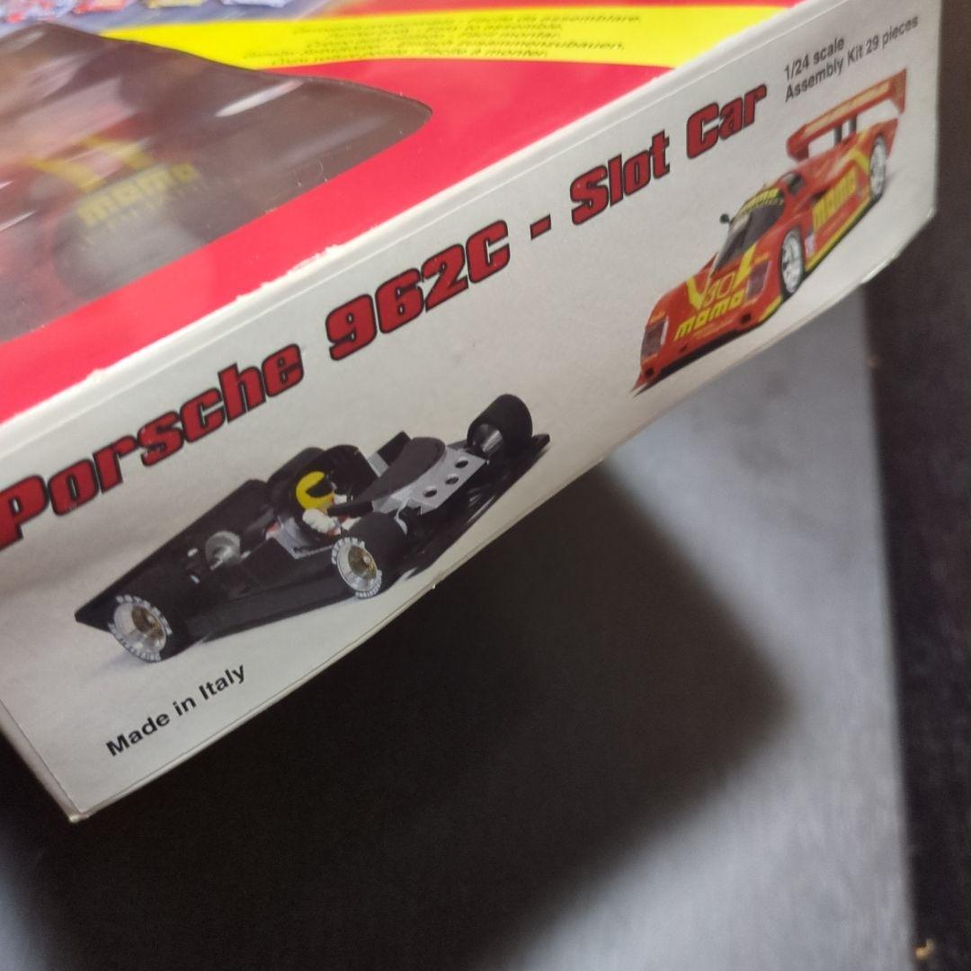 BRM005 1/24 スロットカーキット ポルシェ 962C モモ No.30