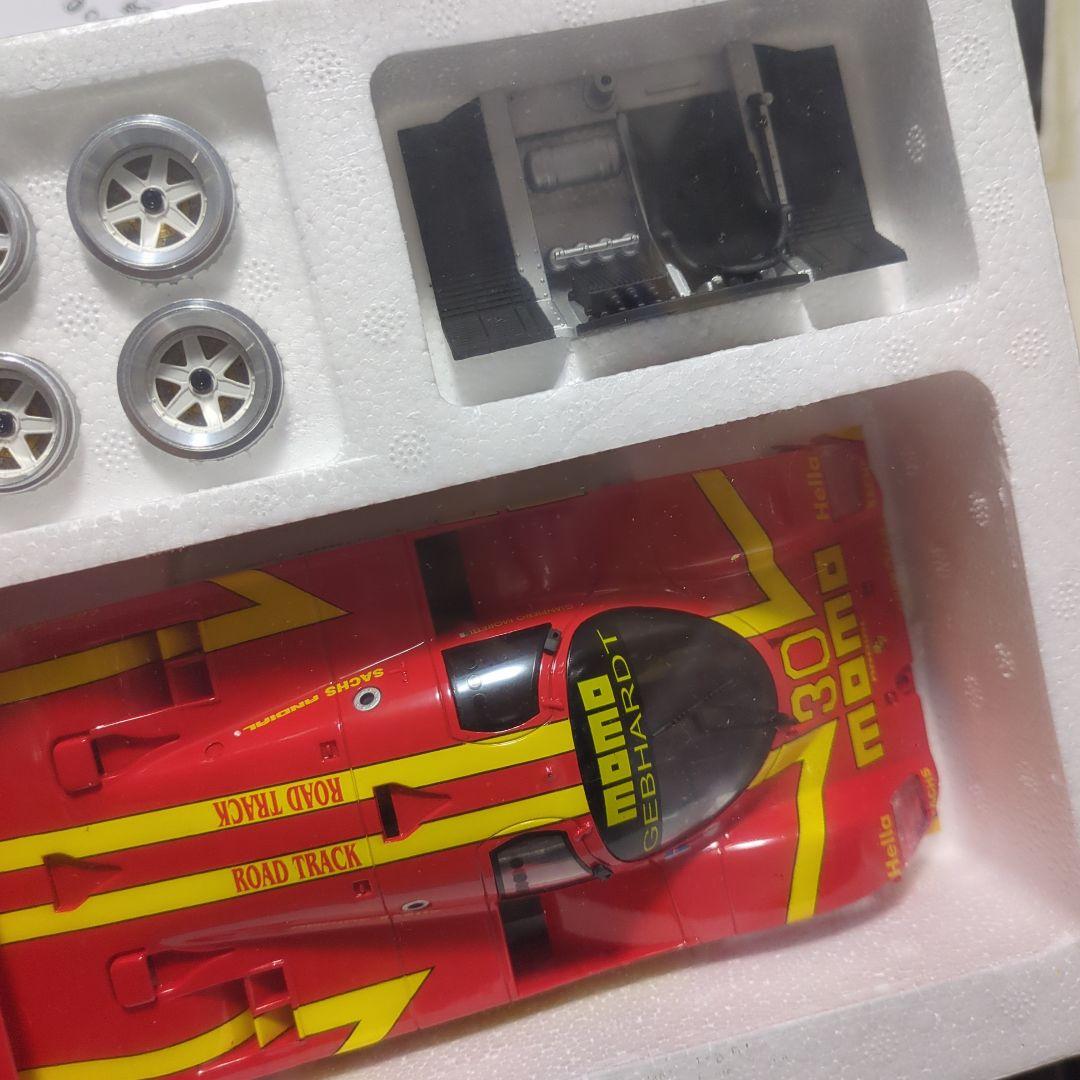 BRM005 1/24 スロットカーキット ポルシェ 962C モモ No.30