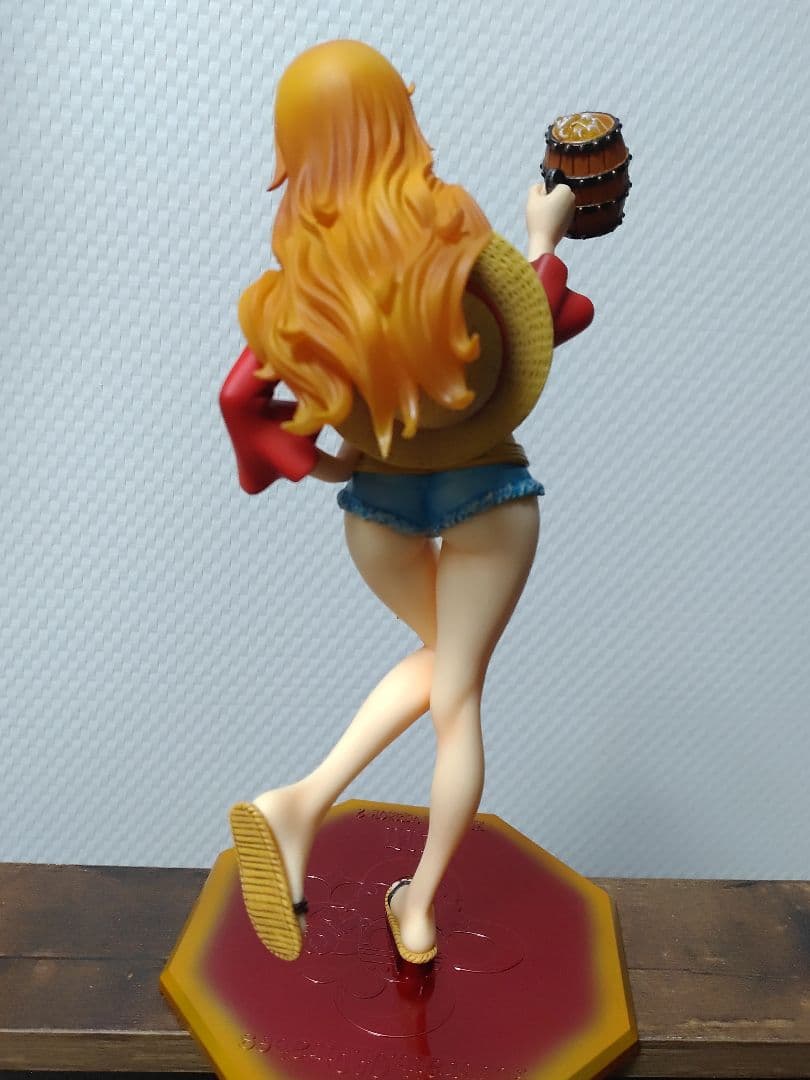 P.O.P LIMITED EDITION ナミ MUGIWARA Ver.2