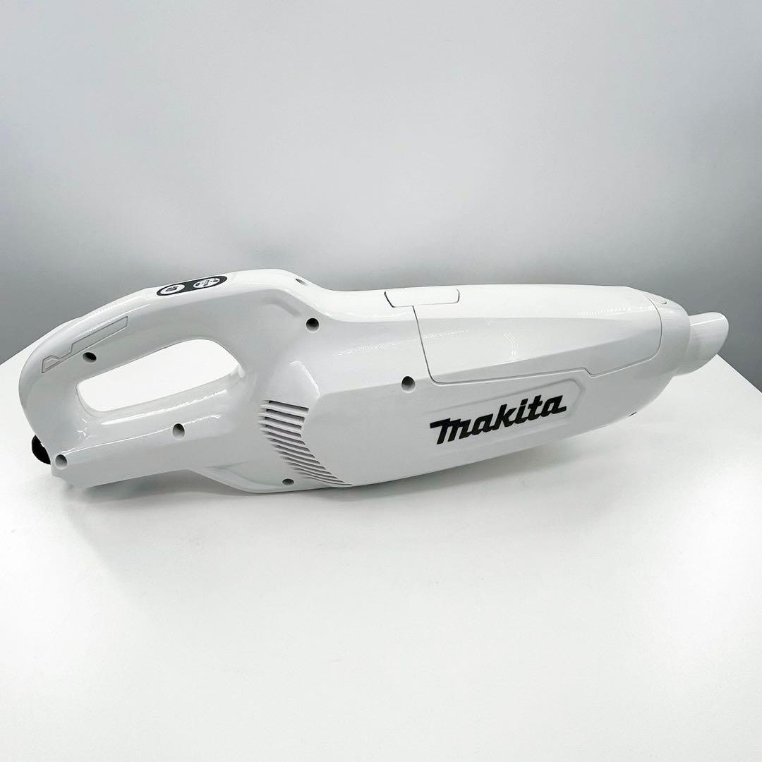 Makita CL107 充電式クリーナー 掃除機 充電器付 動作品 マキタ