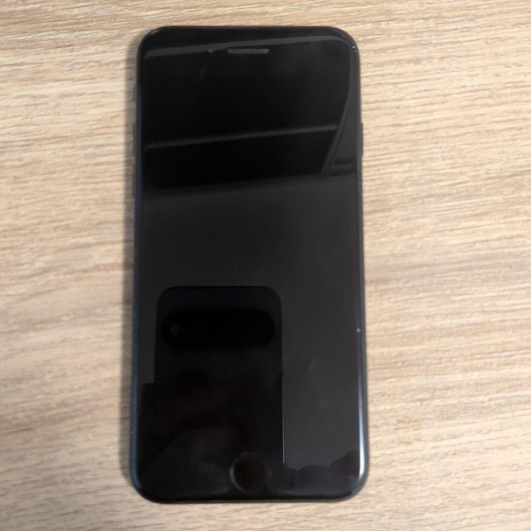 Apple iPhone SE (第2世代) ブラック　64GB