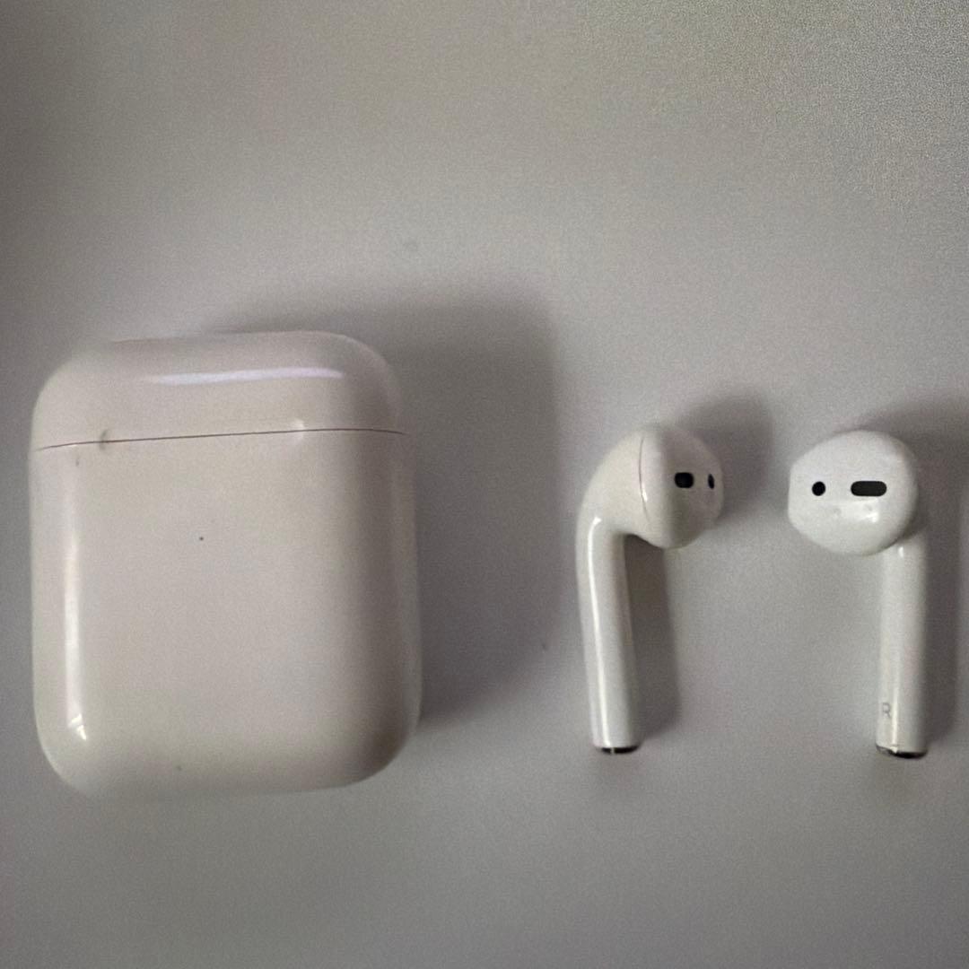イヤホン airpods