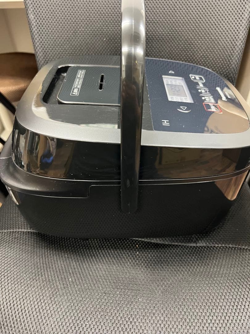 中古　Panasonic　IHジャー炊飯器　SR-FE101