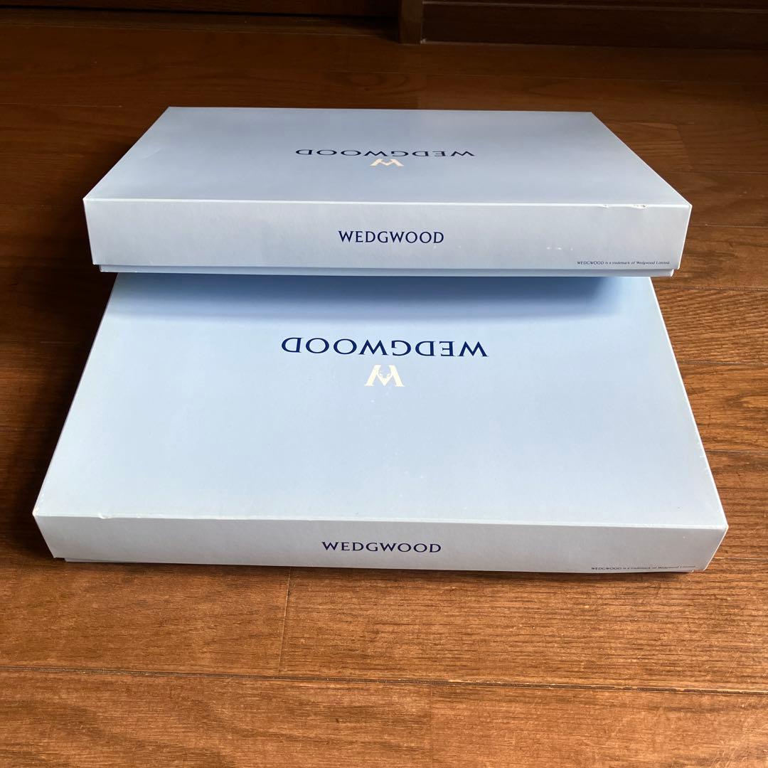 新品未使用ウエッジウッド ドビーシーツホワイトグリーン2枚 ワイルドストロベリー